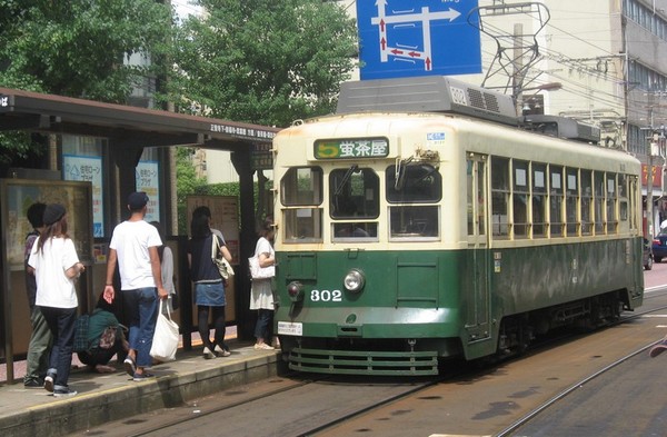 長崎市内を走る路面電車