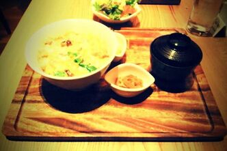 ヒルズ族とは何だったのか？と考えるわけもなく親子丼を食す ～新
