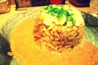 これは斬新！炒飯カレー！