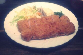 久しぶりにトンカツをいただきました