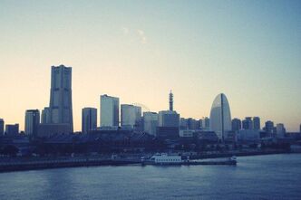 横浜の夕暮れ
