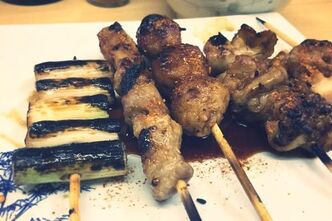 相模屋で焼き鳥三昧