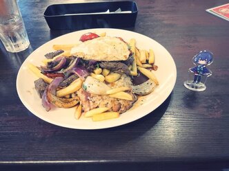 南米料理レストランで昼食
