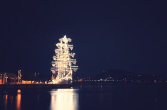 電灯艦飾を撮影