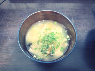 味噌汁のサムネイル画像