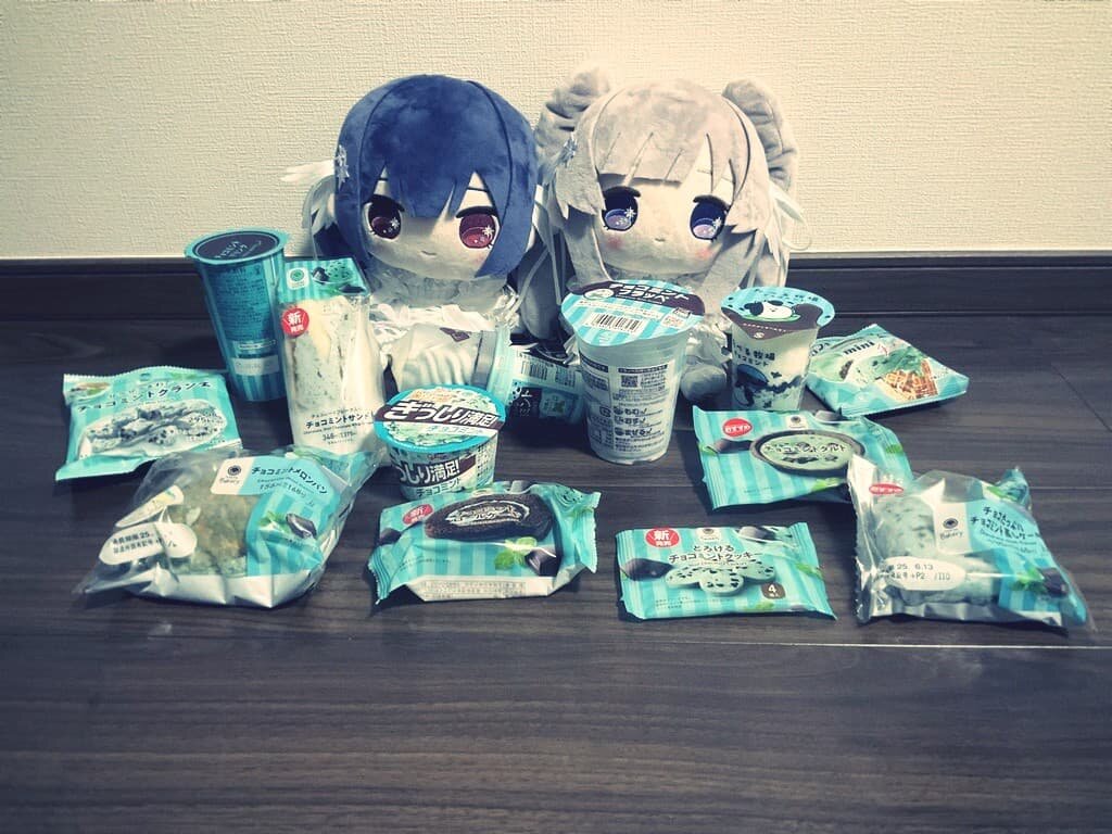 ファミリーマートでチョコミント三昧