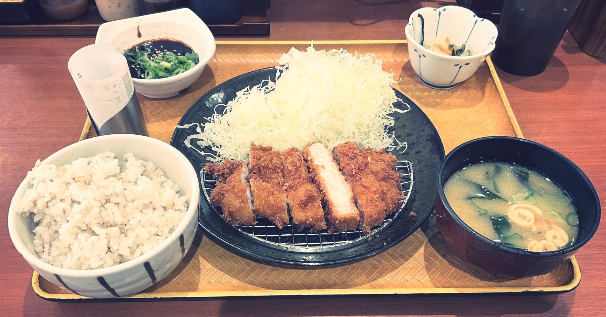 15時過ぎのトンカツと、ローカルLLM（主に画像）に取り組む日々のサムネイル画像