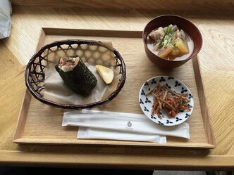 Thumbnail image for I like rice balls.