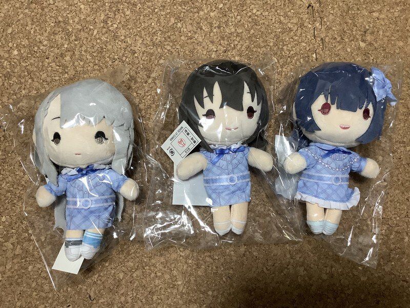 There are more cute friends.