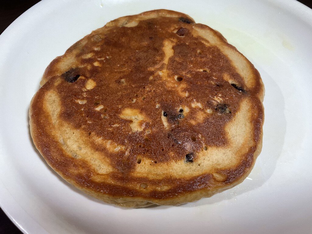 Pancakes are easy to make.